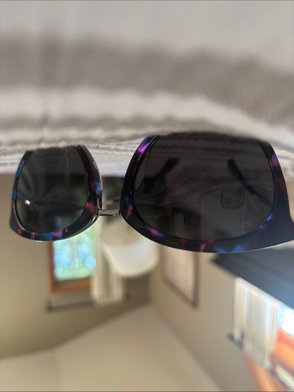 Cat-Eye Sunglasses in Multicolor Tortoiseshell shady rays purple blue silver - Picture 2 of 5